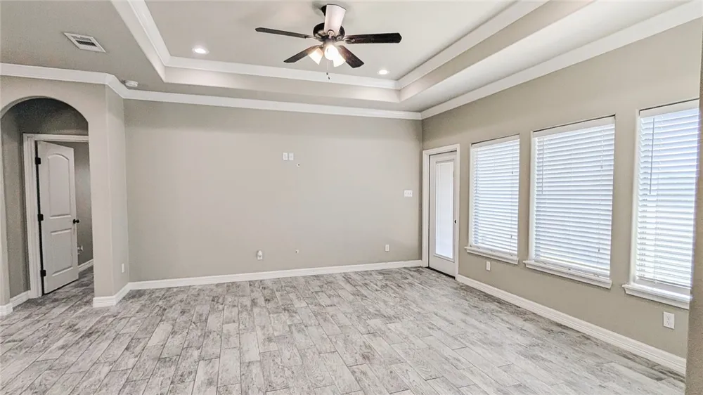 2810 Lake Tranquility Circle Corpus Christi, TX 78414