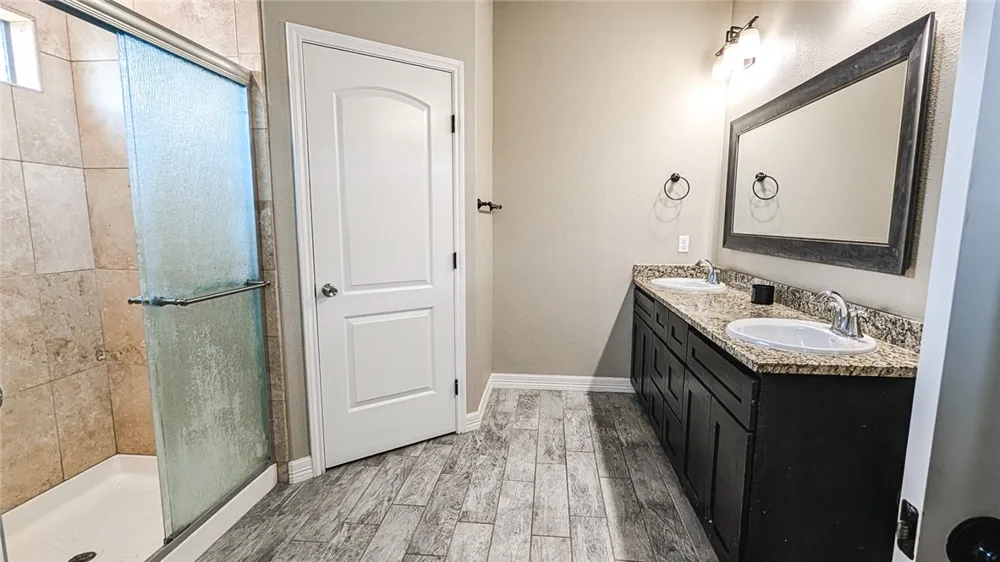 2810 Lake Tranquility Circle Corpus Christi, TX 78414