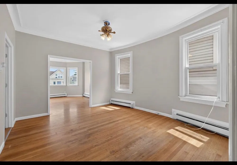 14 WEST 30TH ST Bayonne, NJ 07002