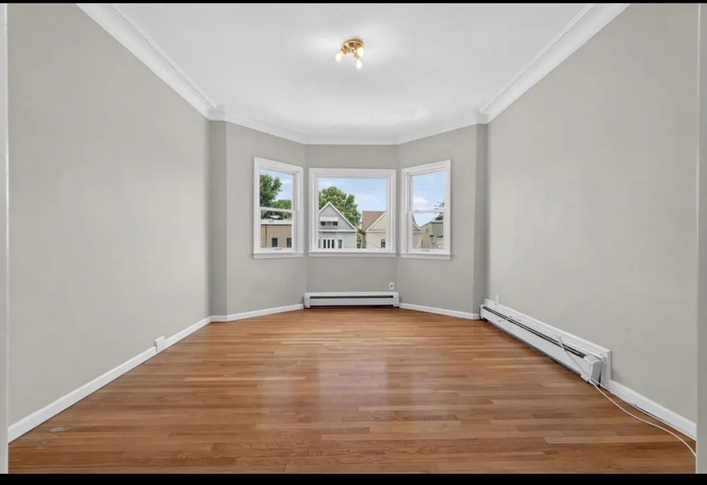 14 WEST 30TH ST Bayonne, NJ 07002
