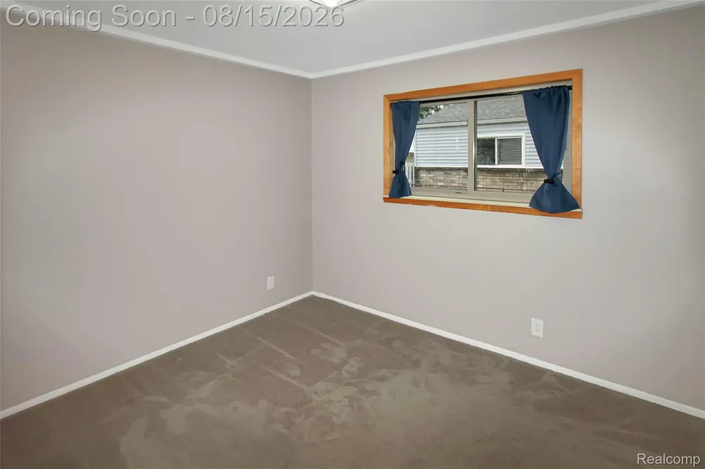 18727 Marquette Street Roseville City, MI 48066