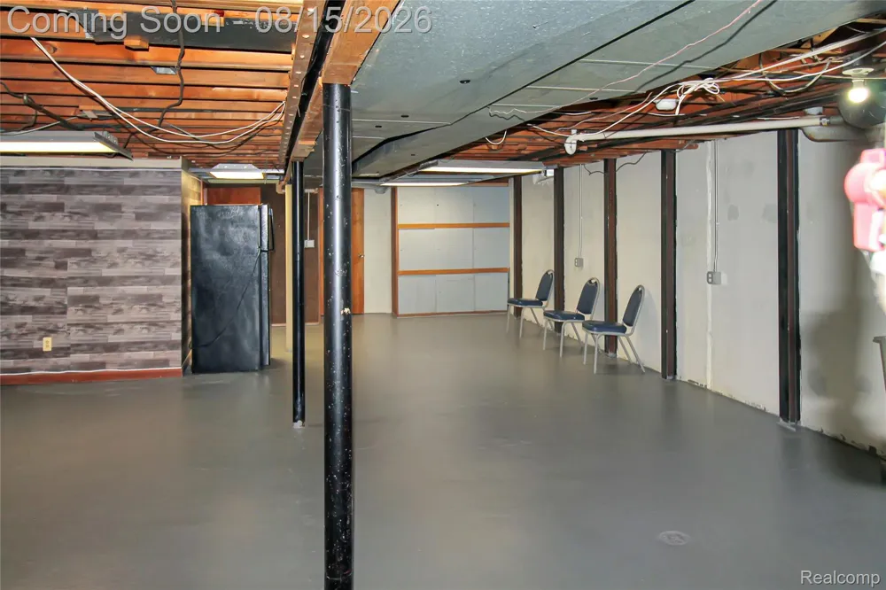 18727 Marquette Street Roseville City, MI 48066