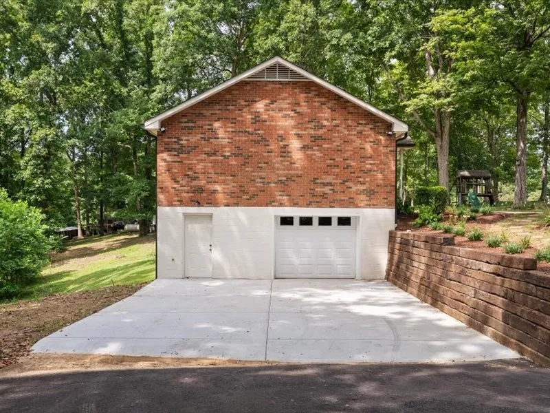 5913 Huffman Rd Goodlettsville, TN 37072