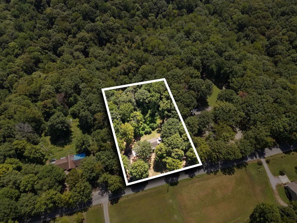 5913 Huffman Rd Goodlettsville, TN 37072
