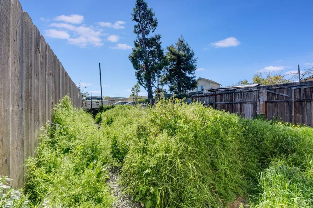 4015 16th Street Oakland, CA 94601