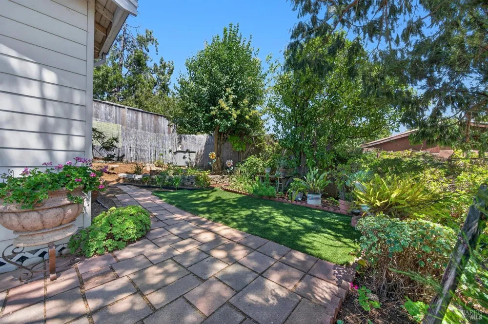 81 Buena Vista Benicia, CA 94510
