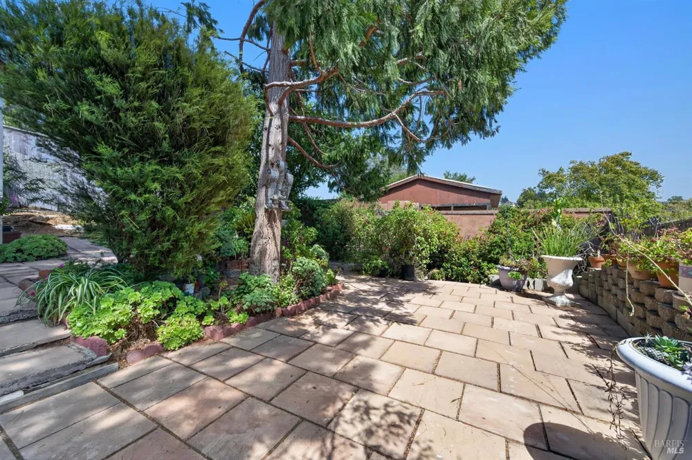 81 Buena Vista Benicia, CA 94510