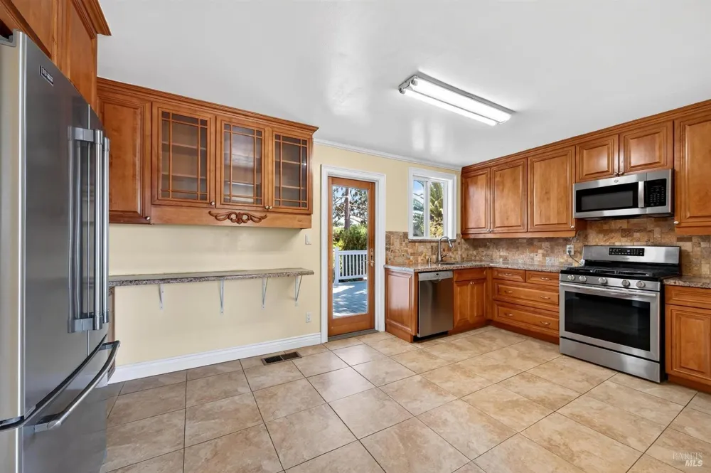81 Buena Vista Benicia, CA 94510