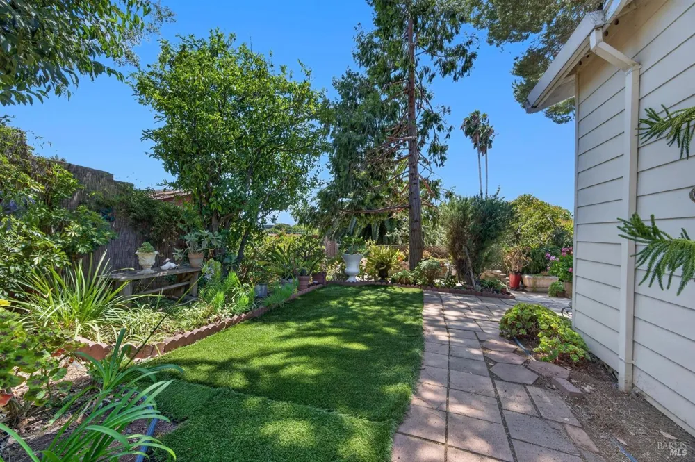 81 Buena Vista Benicia, CA 94510