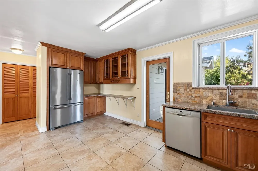 81 Buena Vista Benicia, CA 94510
