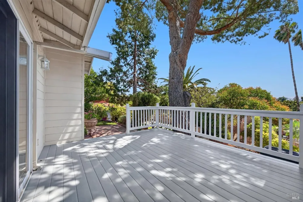 81 Buena Vista Benicia, CA 94510