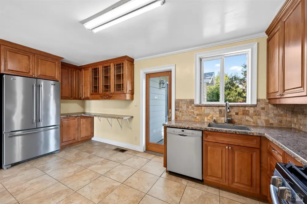 81 Buena Vista Benicia, CA 94510