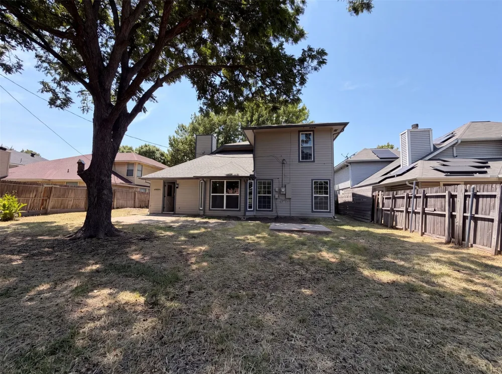6315 Meadow Glen Drive Arlington, TX 76018