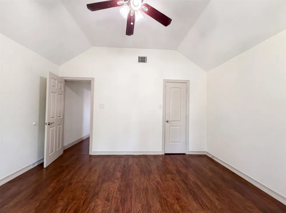 6315 Meadow Glen Drive Arlington, TX 76018