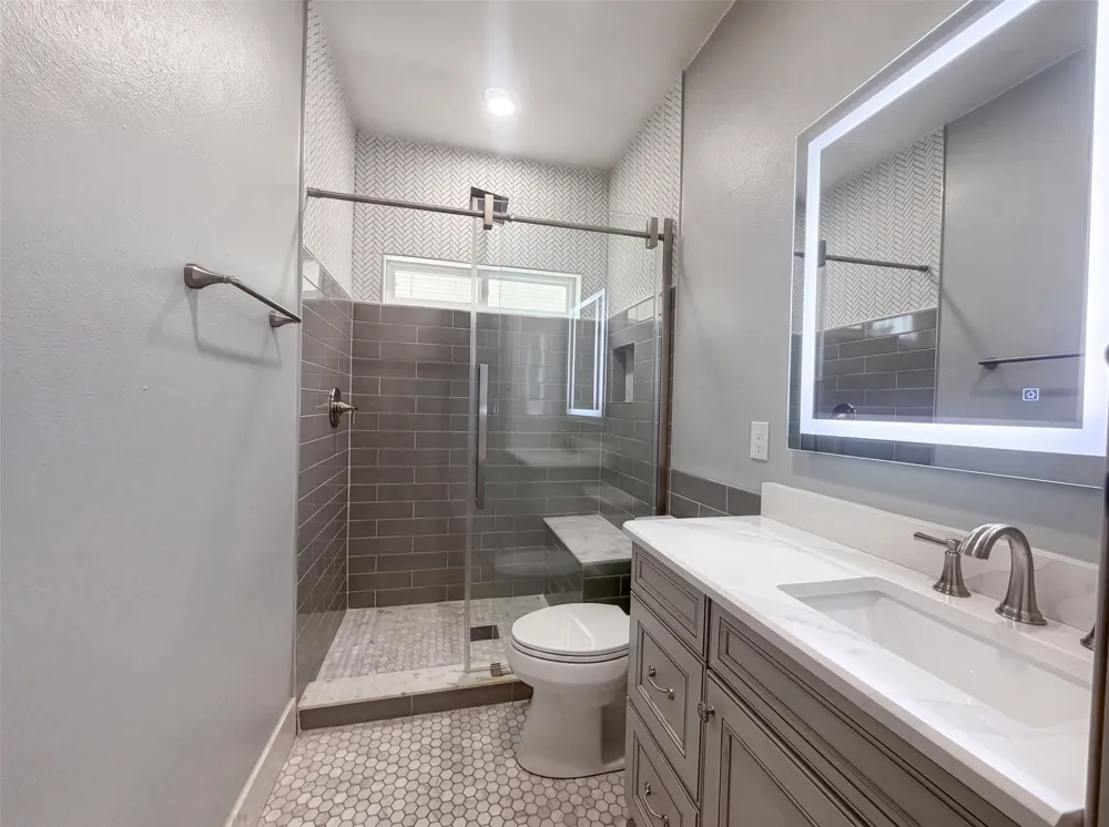 6315 Meadow Glen Drive Arlington, TX 76018