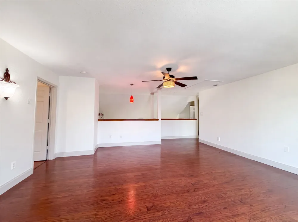 6315 Meadow Glen Drive Arlington, TX 76018