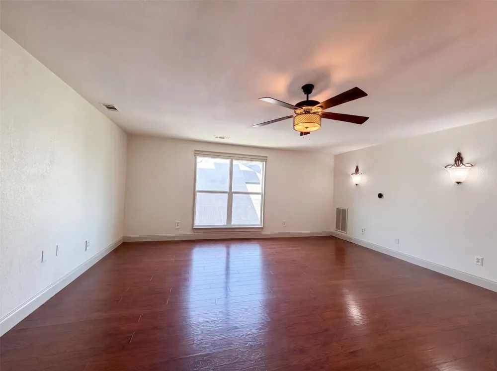 6315 Meadow Glen Drive Arlington, TX 76018