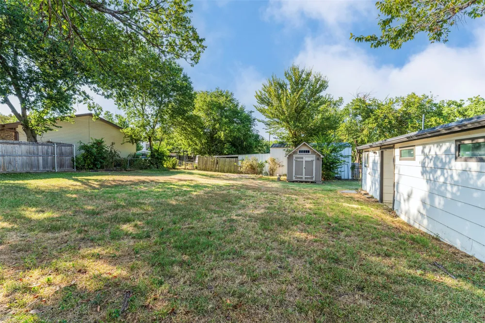 310 North Road Kennedale, TX 76060
