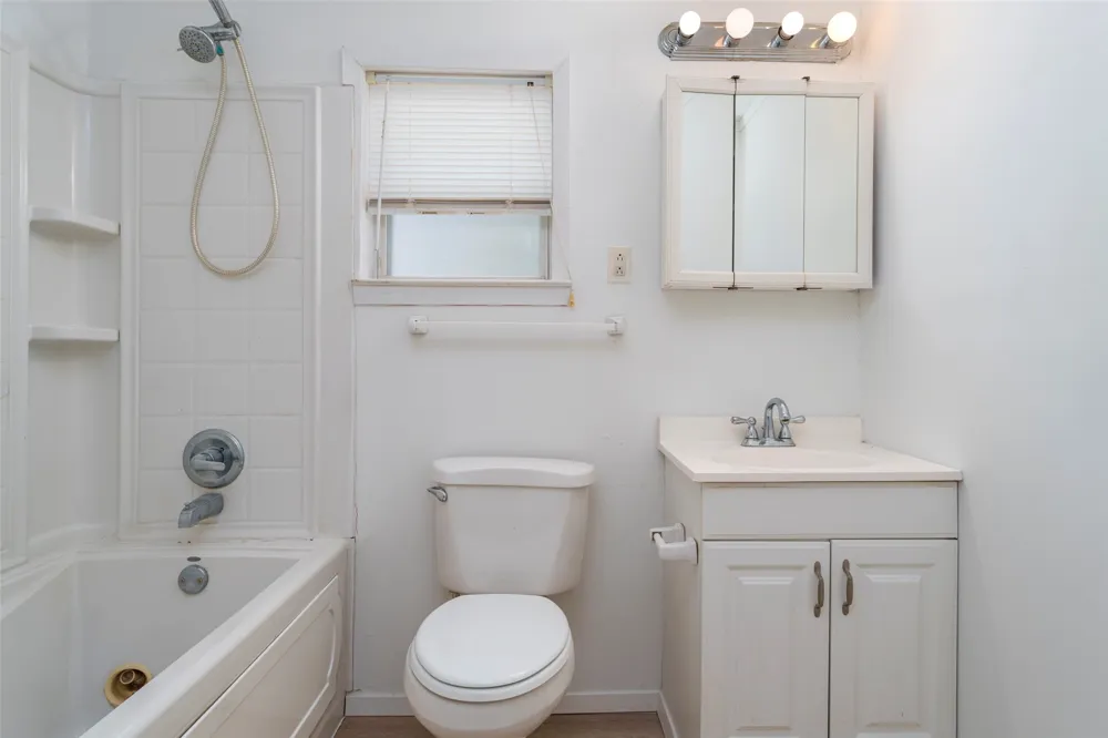 310 North Road Kennedale, TX 76060