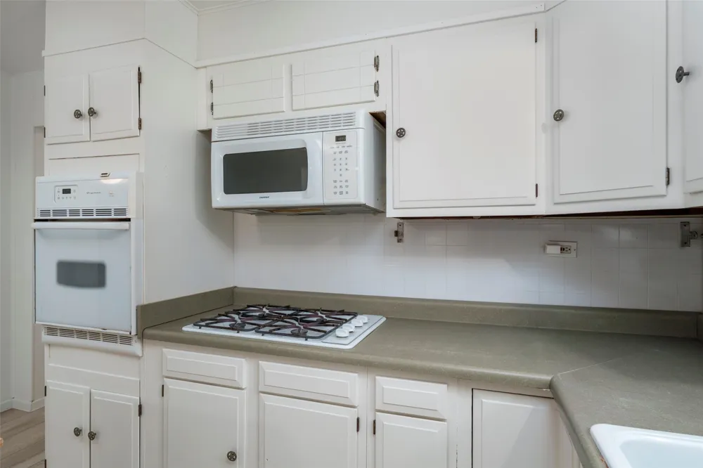 310 North Road Kennedale, TX 76060