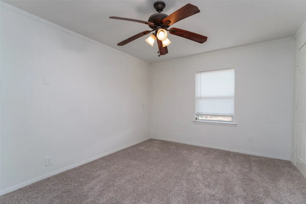 310 North Road Kennedale, TX 76060