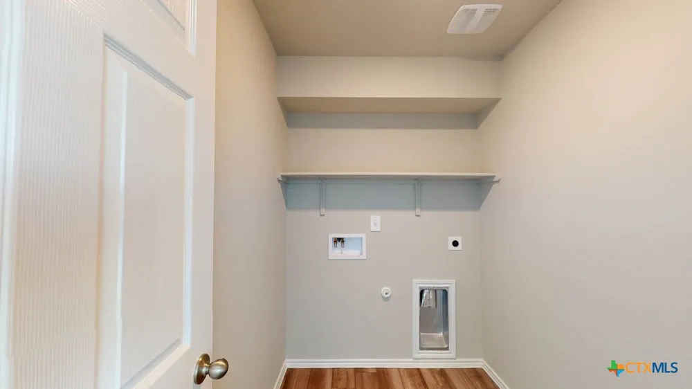 548 Hector Loop Georgetown, TX 78626
