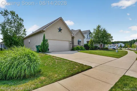 322 Hidden River E