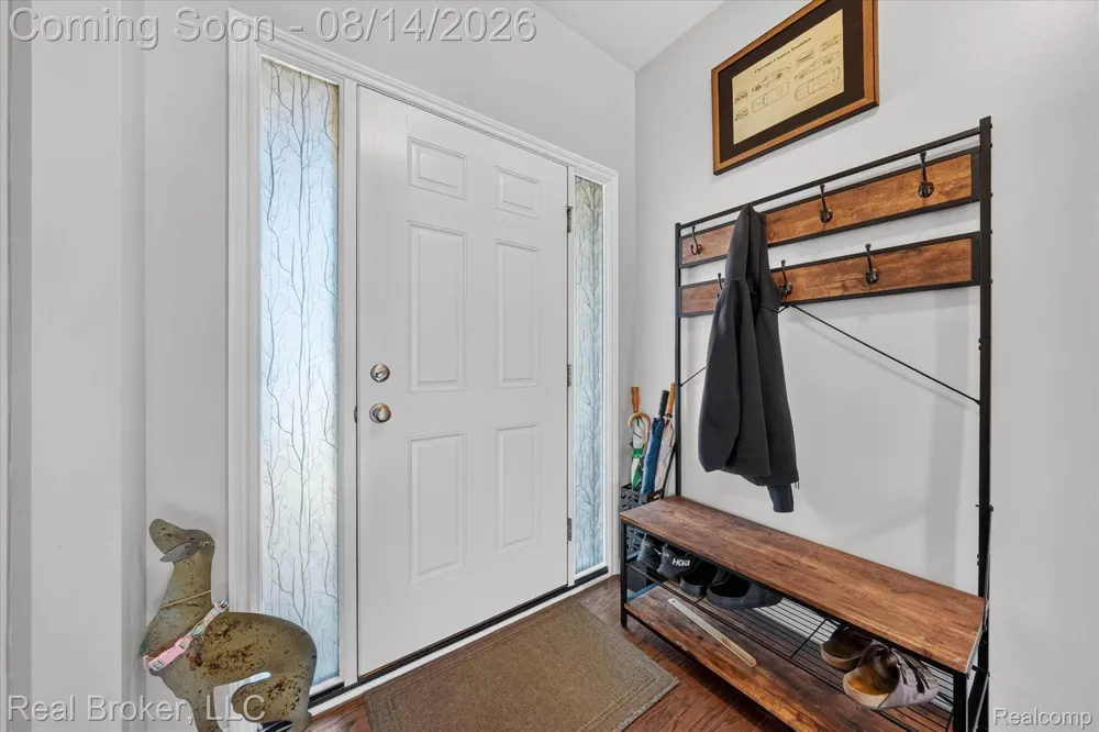322 Hidden River E Holly Township, MI 48442