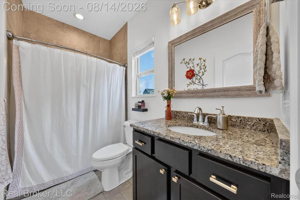 322 Hidden River E Holly Township, MI 48442