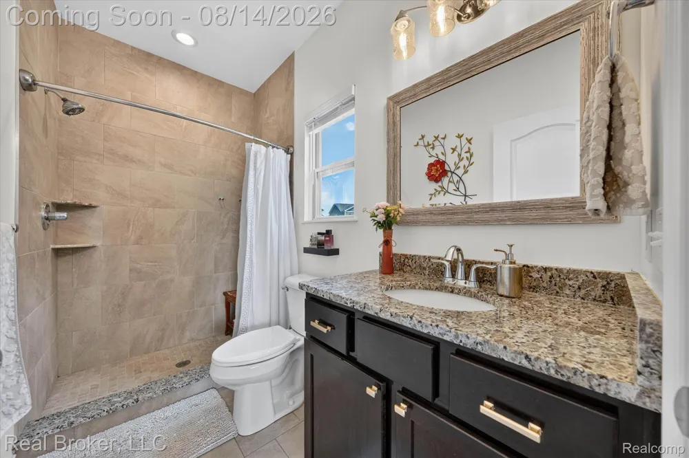 322 Hidden River E Holly Township, MI 48442