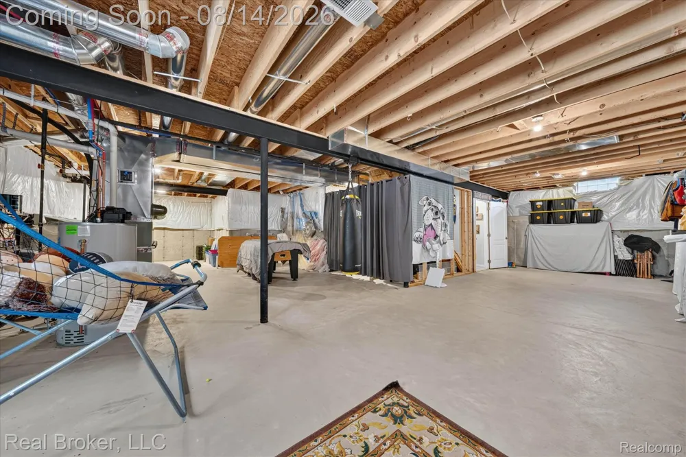 322 Hidden River E Holly Township, MI 48442