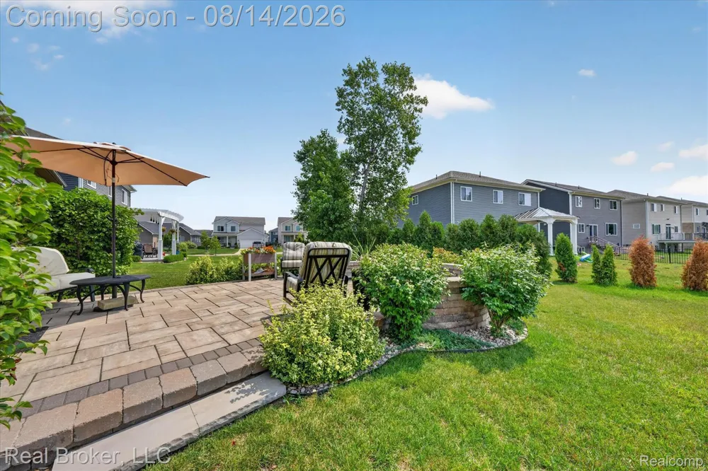 322 Hidden River E Holly Township, MI 48442