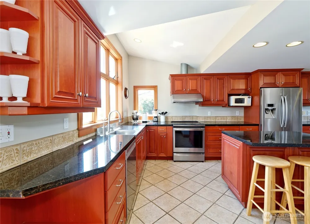 1012 Evergreen Drive Bellevue, WA 98004