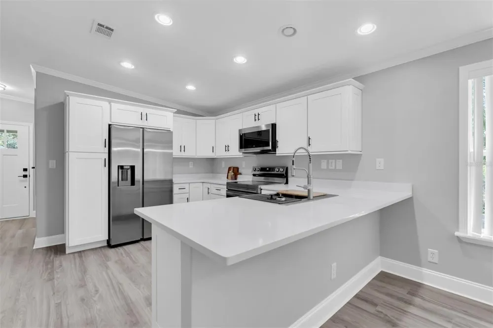 508 WASHINGTON AVENUE Oldsmar, FL 34677