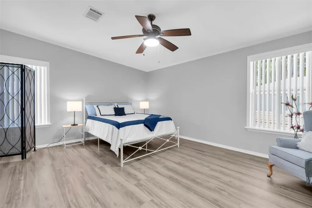 508 WASHINGTON AVENUE Oldsmar, FL 34677