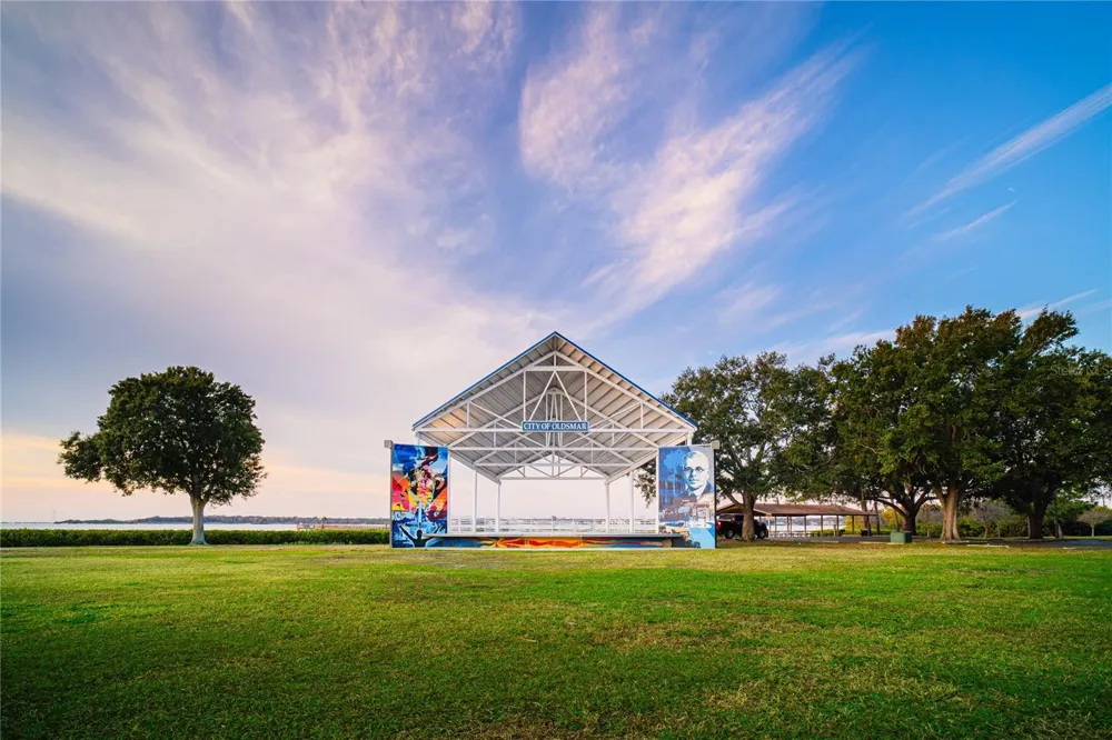 508 WASHINGTON AVENUE Oldsmar, FL 34677