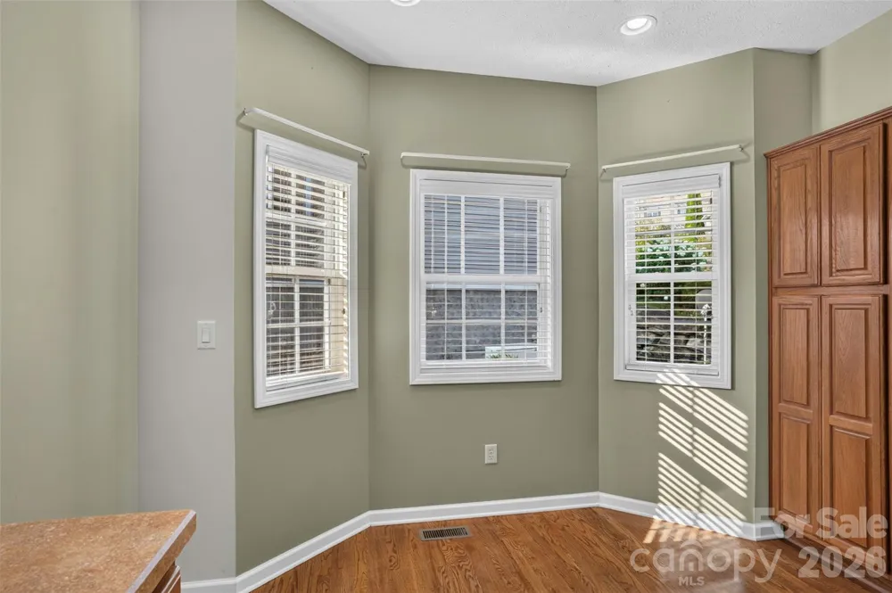 25 Old Pasture Way Laurel Park, NC 28739