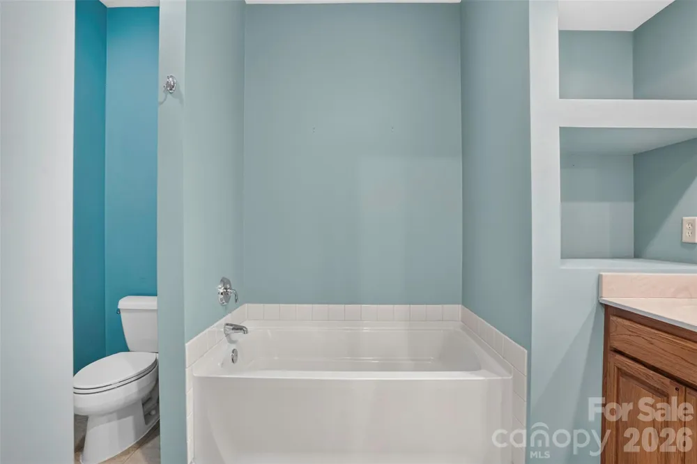25 Old Pasture Way Laurel Park, NC 28739