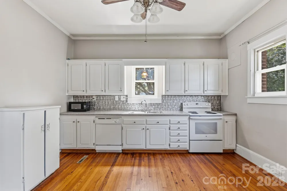 401 S Ridge Avenue Kannapolis, NC 28083
