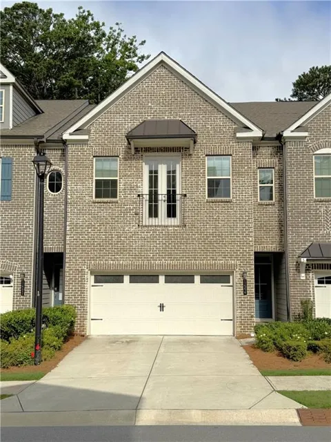 1468 Edgebrook Court NE