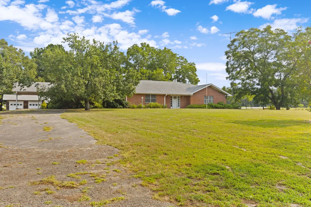 3349 E State Highway 154 Quitman, TX 75783