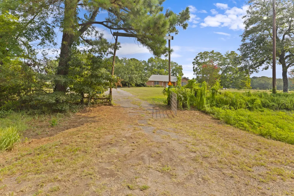 3349 E State Highway 154 Quitman, TX 75783