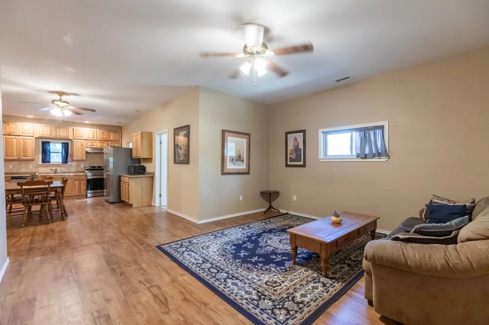 832 Peyton Street Baird, TX 79504