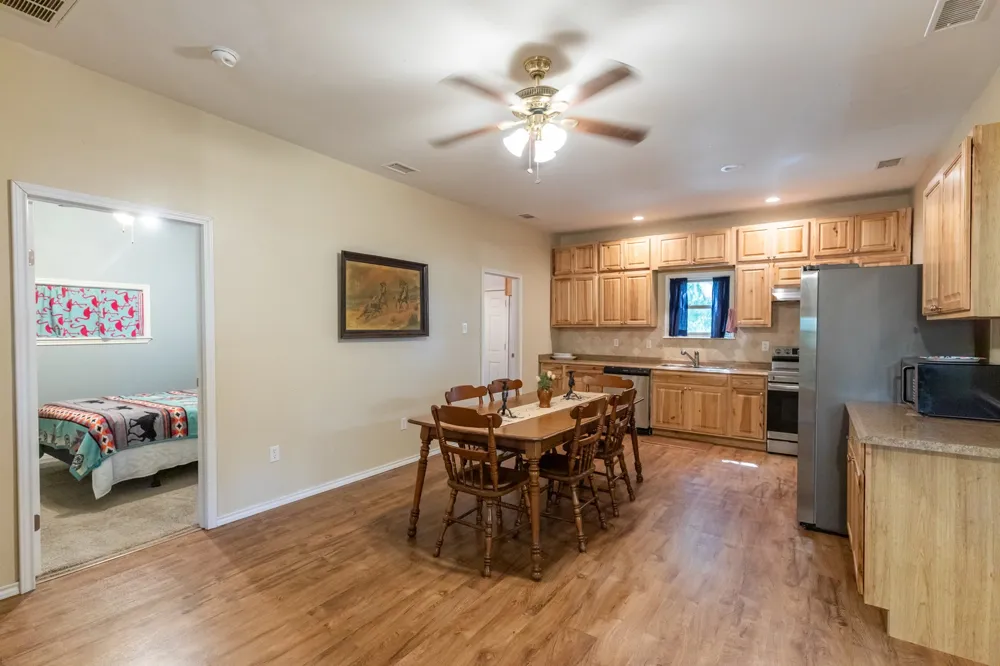 832 Peyton Street Baird, TX 79504