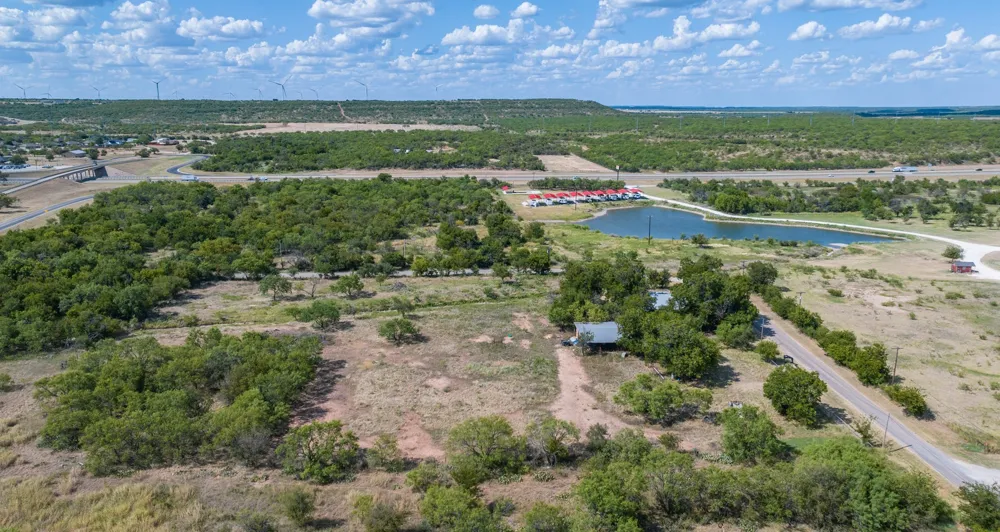 832 Peyton Street Baird, TX 79504