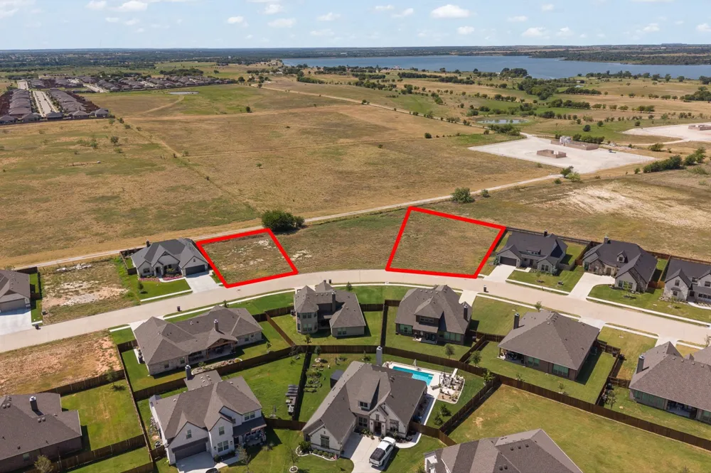 1827 Sudbury Drive Cleburne, TX 76033