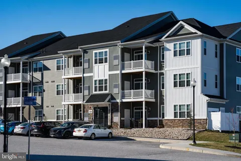 1001 ADMIRAL LANE #315