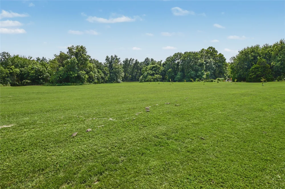 410 Peach Street Locust Grove, OK 74352