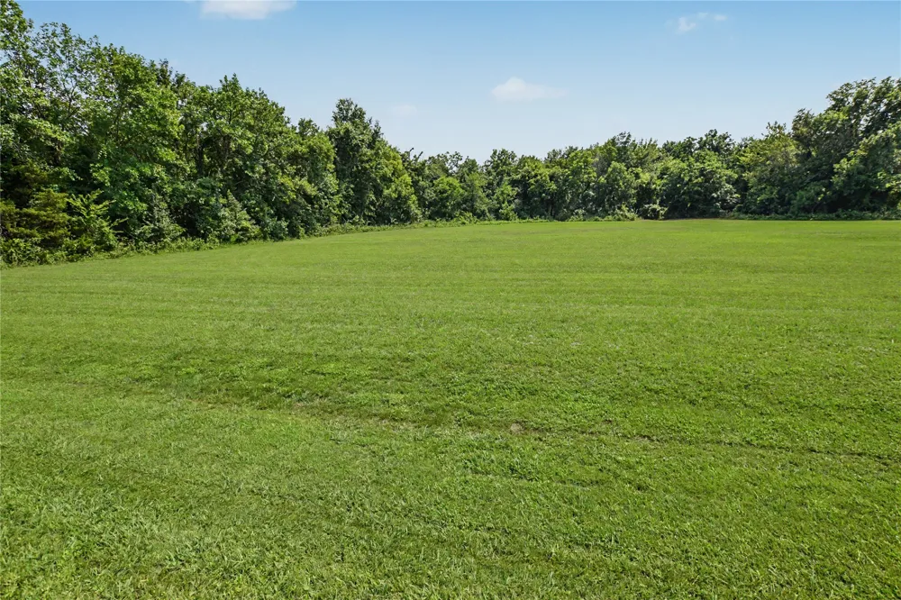 410 Peach Street Locust Grove, OK 74352