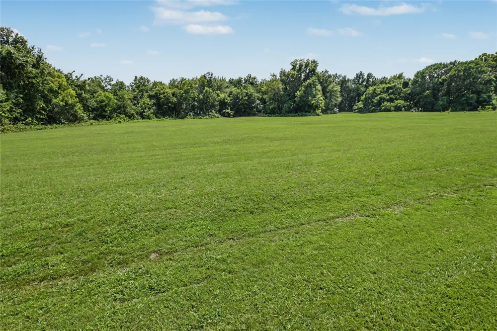 410 Peach Street Locust Grove, OK 74352